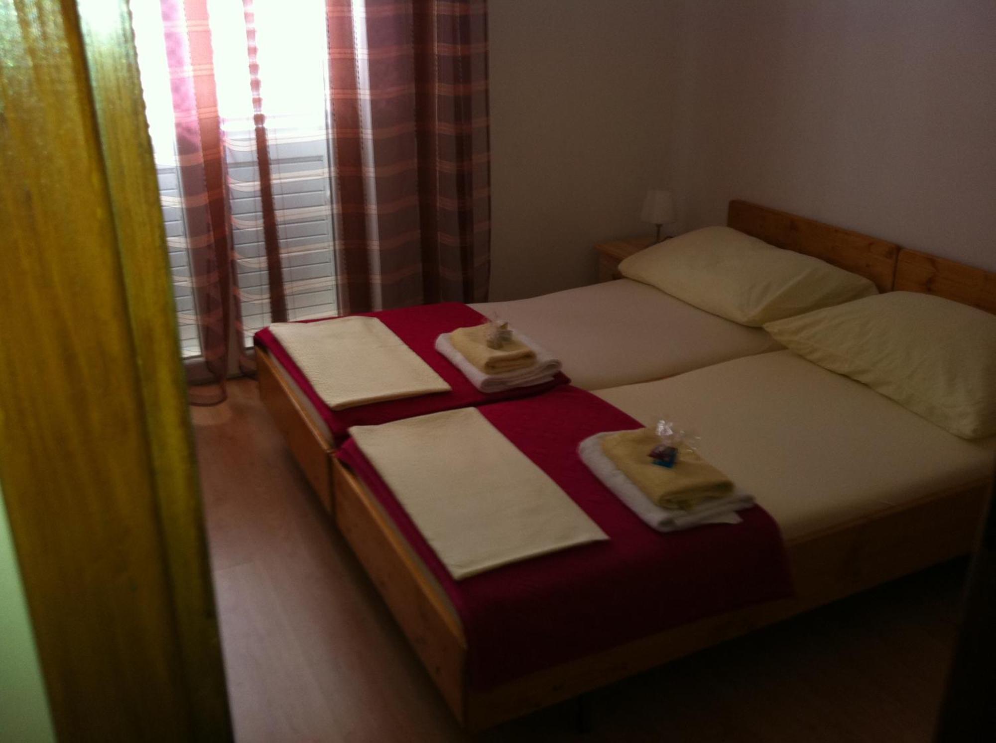 Apartments Husanovic Quận Mokošica Ngoại thất bức ảnh