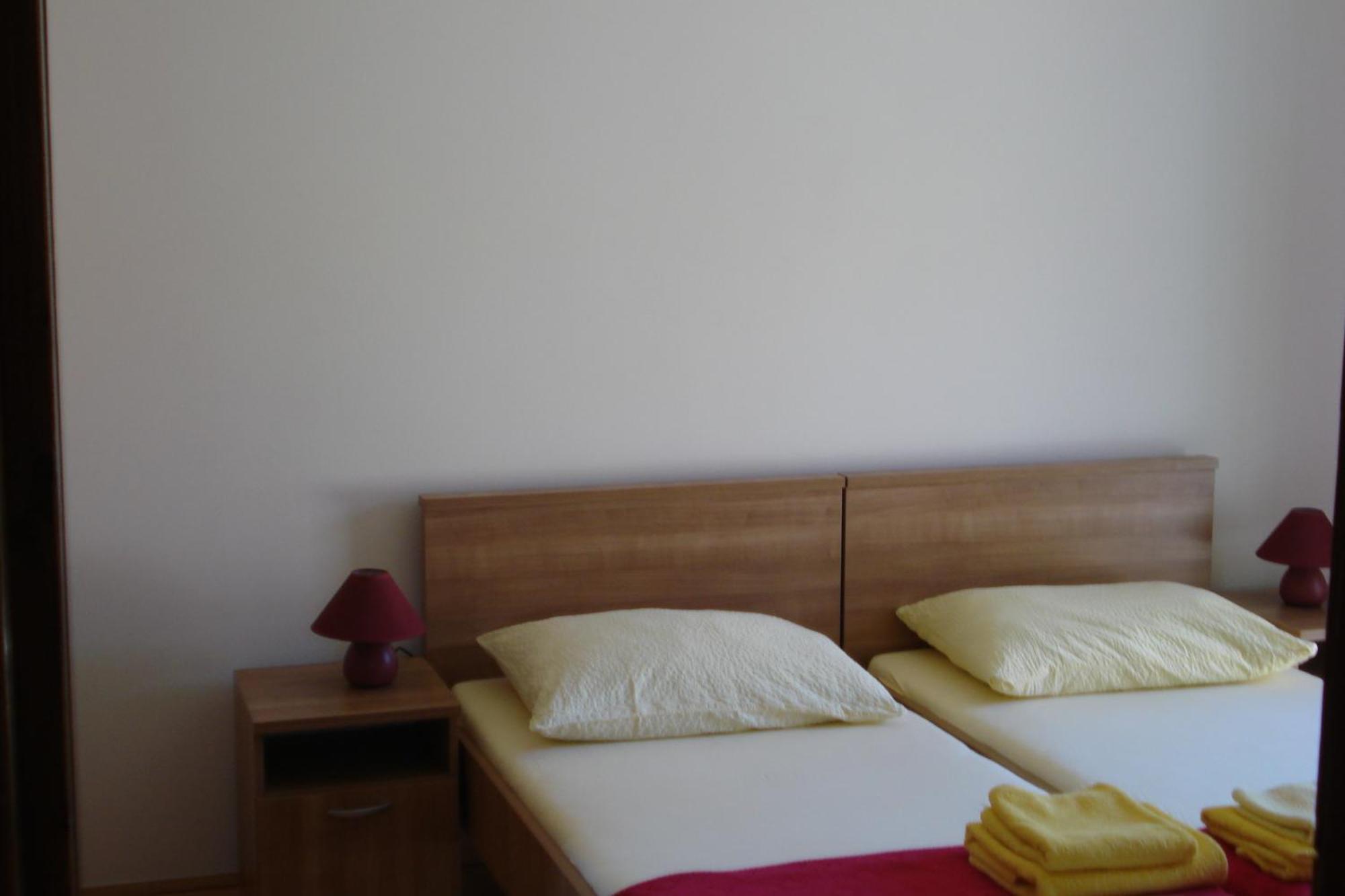 Apartments Husanovic Quận Mokošica Ngoại thất bức ảnh