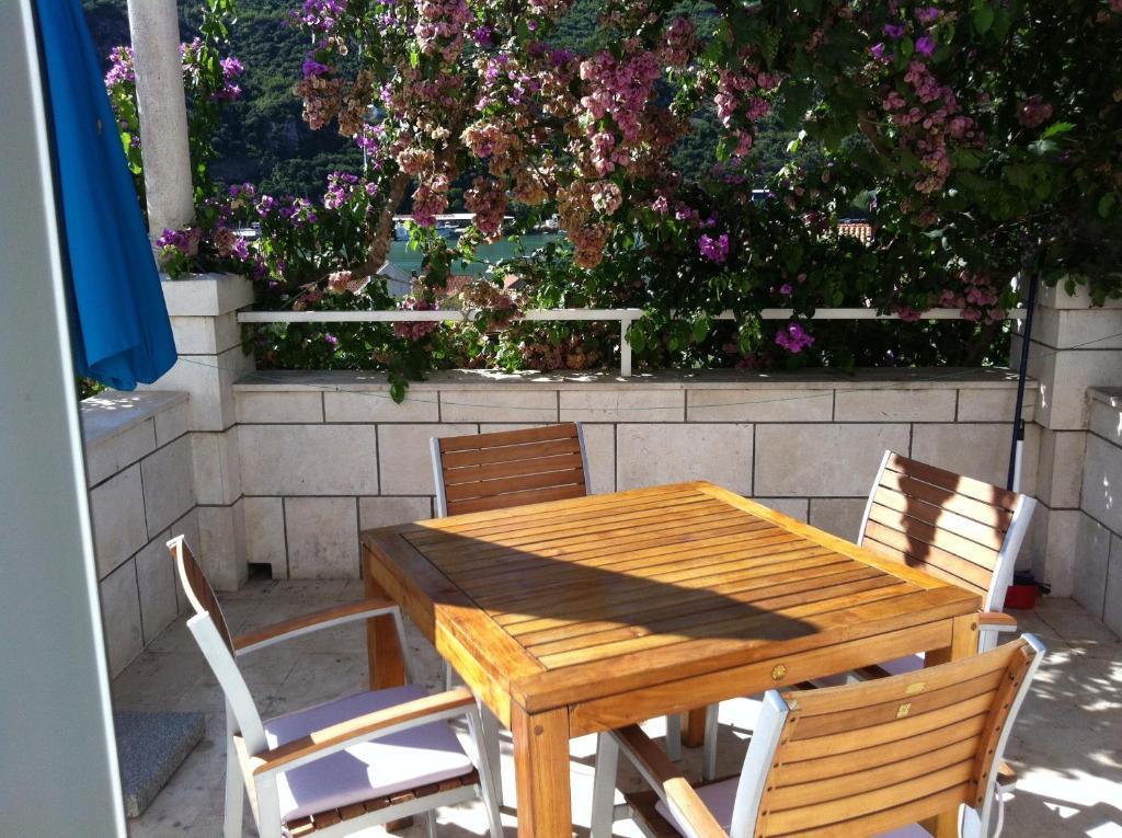 Apartments Husanovic Quận Mokošica Ngoại thất bức ảnh